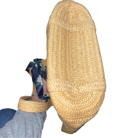 Draper James Straw Hook & Loop Summer Feminine Prairie Floral Scarf Tote Bag - Picture 5 of 10